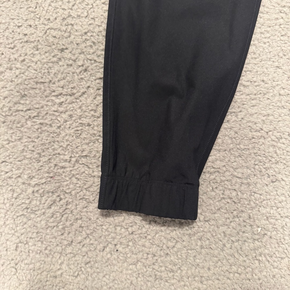 Vuori Men’s Meta Jogger 30" Color Black Size Small V498 - Picture 2 of 13